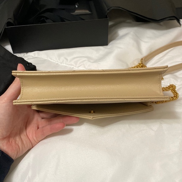 ❌Sold❌Saint Laurent Cassandre Matelasse Envelope LeatherWalletonChain NudePowder - Picture 8 of 16